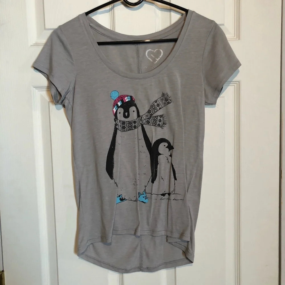 Live Love Dream by Aeropostale Penguin T-shirt S - Picture 1 of 3